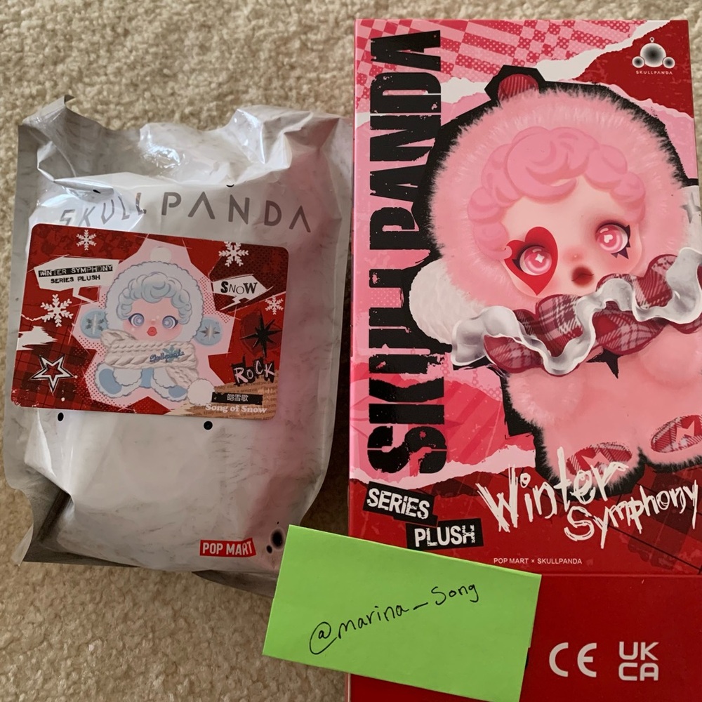 🩵🤍SKULLPANDA - WINTER SYMPHONY PLUSH PENDANT (Song of Snow) SEALED